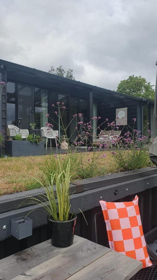 Bed and Breakfast De Buorkerij Tytsjerk Exterior foto